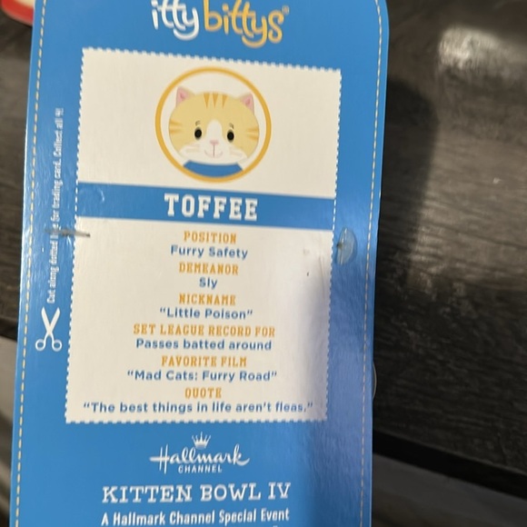 NWT Hallmark Itty Bittys 😻 Cuddles Toffee Cubby Mitzi - Picture 5 of 9
